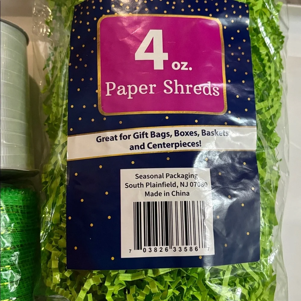Green and Silver Party Decoration Set